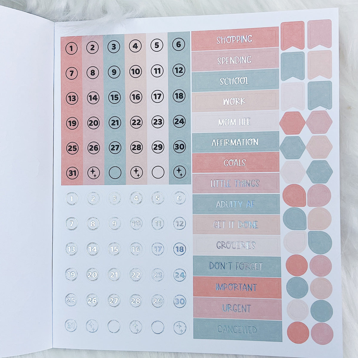 Libro de pegatinas Just Peachy | Papel adhesivo mate | 10 páginas | Holográfico frustrado