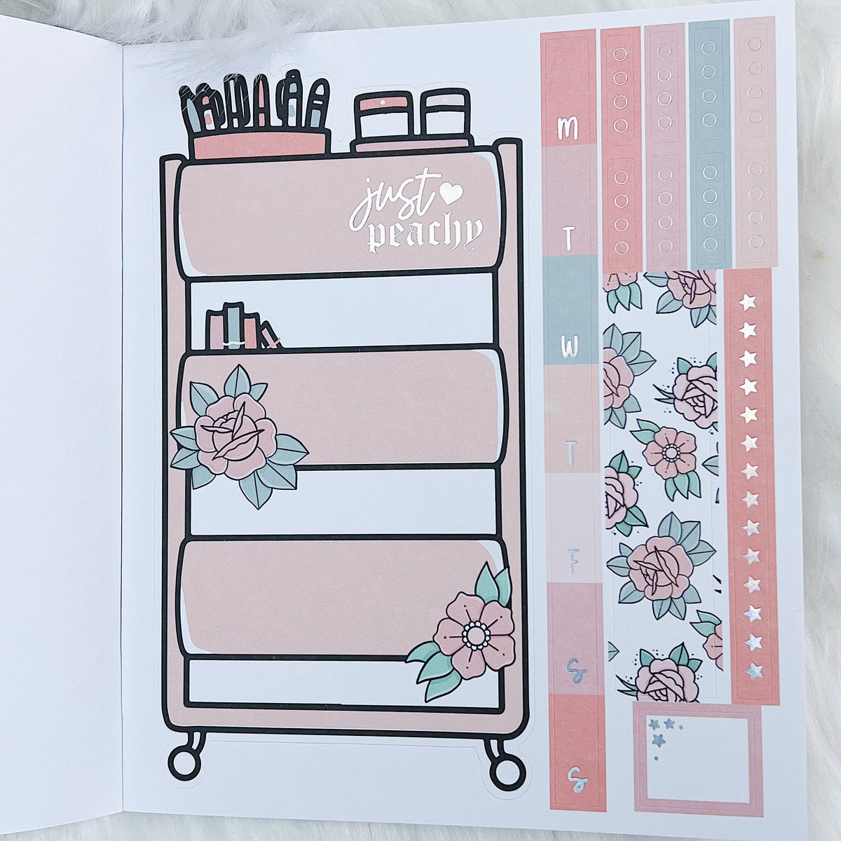 Libro de pegatinas Just Peachy | Papel adhesivo mate | 10 páginas | Holográfico frustrado