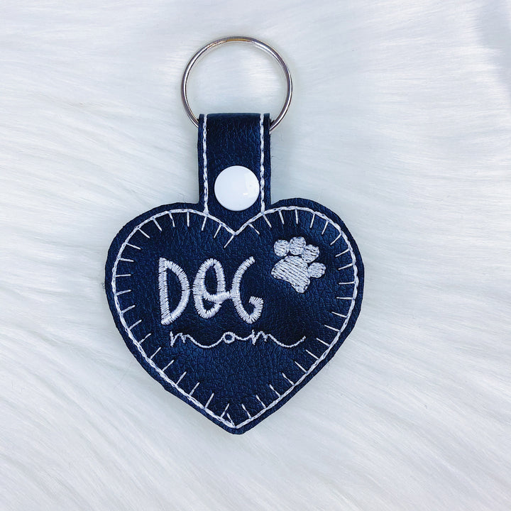 Black Dog Mom Heart Feltie Snap-Tab Charm