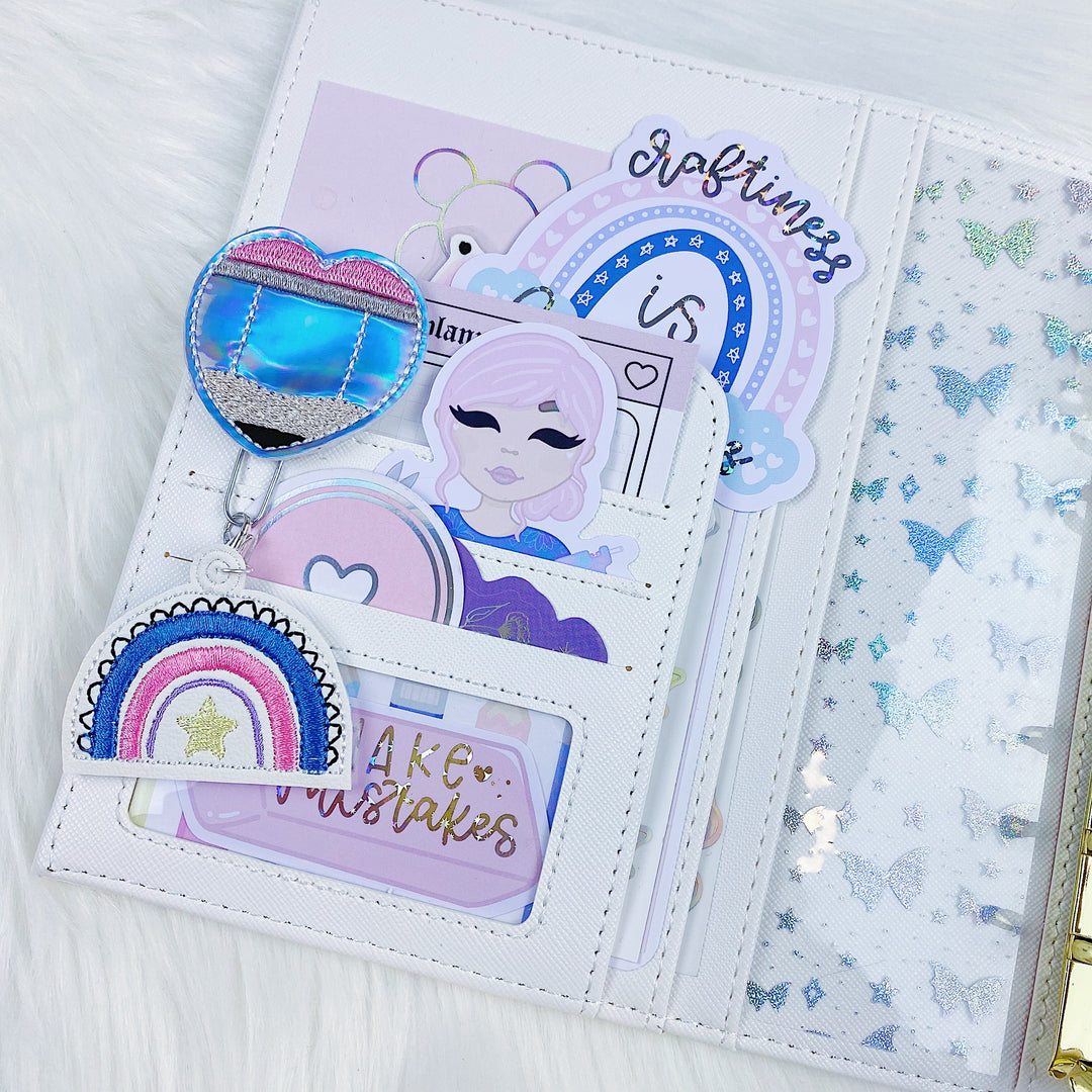 Holographic Pencil Feltie