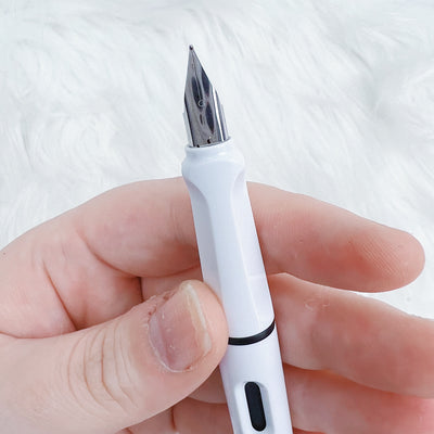 White Fountain Pen | Fine Nib | Black Ink Refill